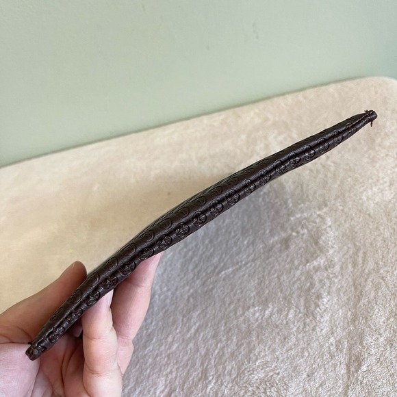 Molton Brown x Turkish Airlines Zip Embossed Logo Synthetic Leather Flat Pouch - Picture 5 of 10